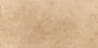 Czy papier można wyrzucać w workach?