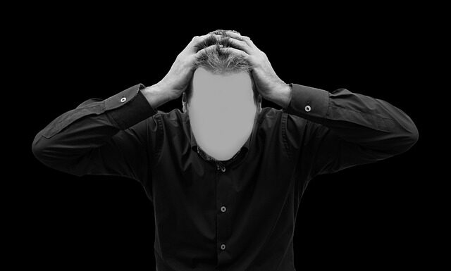 Po jakim czasie pojawiają się objawy zatrucia grzybami?