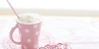 Czy można jeść czekoladę z białym nalotem?