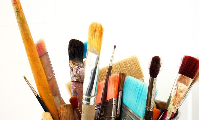 Czy można czesać psa na mokro?