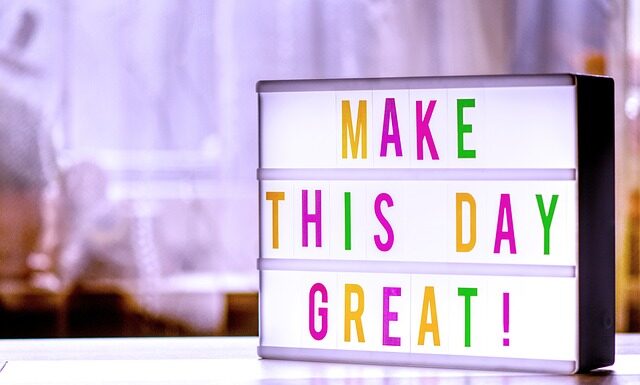 Jaką folią na tył akwarium?