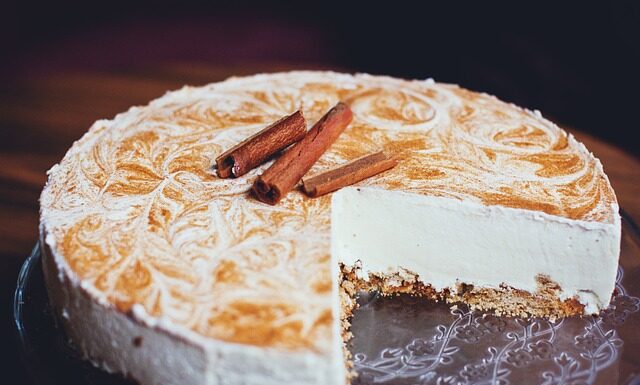 Czy trzeba zmielić ser do sernika?