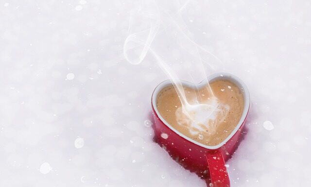 Na co pomaga gorącą czekoladą? Na co pomaga gorącą czekoladą?