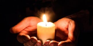 Czym zastąpić świeczki na torcie?