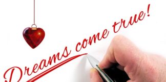 Kiedy najlepiej przełożyć tort bezowy?